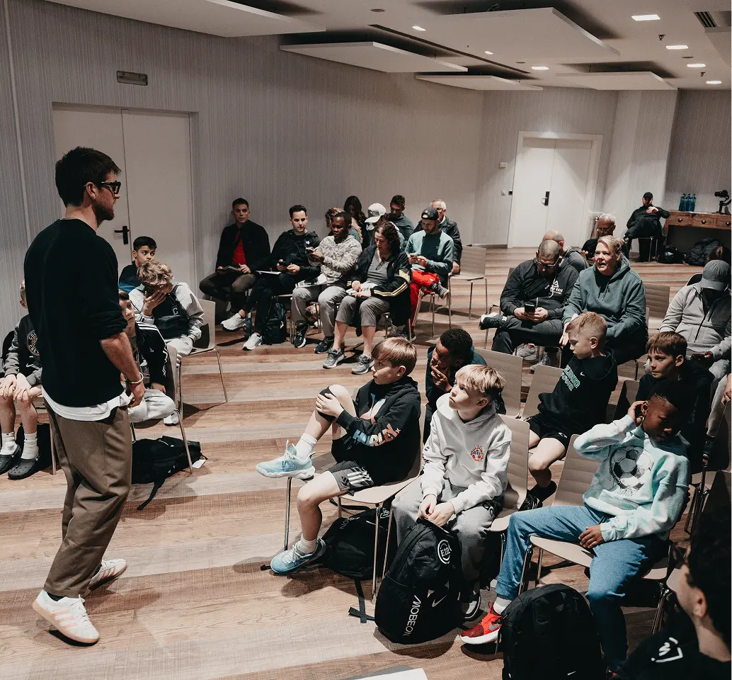 Mobeon Sports - About us - What we are